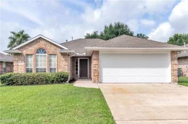 Main picture of 3516 Vienna Dr