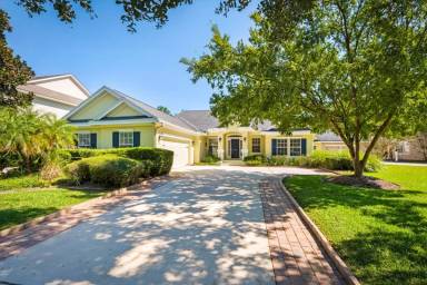 Main picture of 1028 Meadow View Ln
