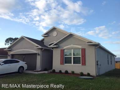 Main picture of 349 SW Ray Ave