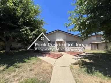 Main picture of 9067 Pinata Way