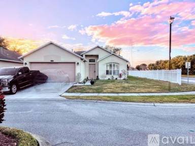 Main picture of 2450 Canopy Dr