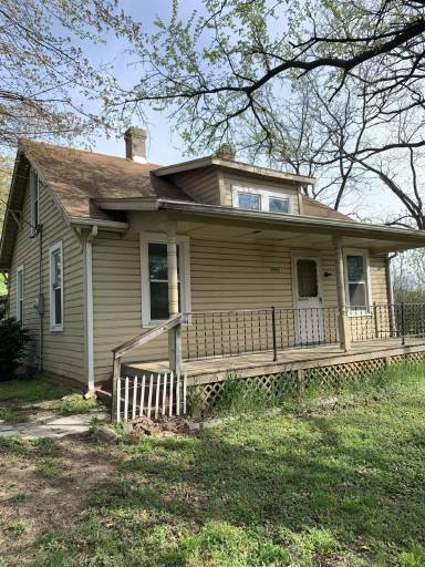 Main picture of 1702 Daleton Ave NE