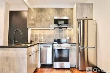 Main picture of 340 Irving Ave