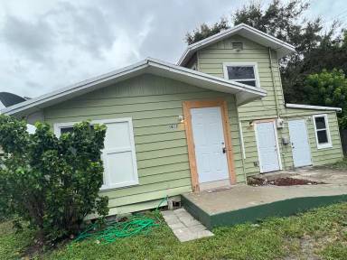 Main picture of 1612 NW 51st Ter