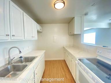 Main picture of 2940 Peppertree Ln