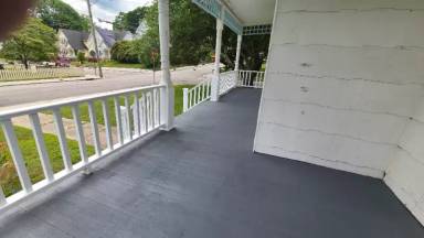 Main picture of 132 Oak St
