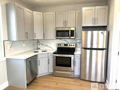 Main picture of 2356 Gerritt St