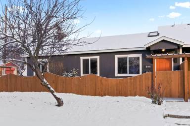 Main picture of 606 N Lindeke St