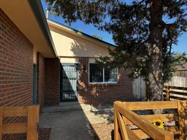 Main picture of 9563 Vance Ct