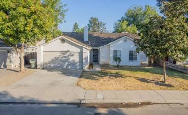 Main picture of 4150 W Terrace Ave
