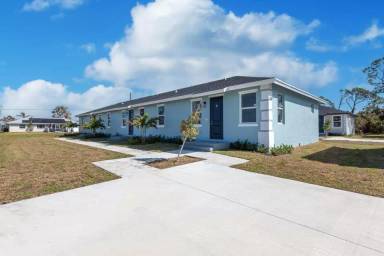 Main picture of 248 Rotonda Blvd W