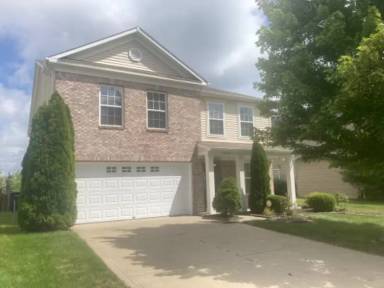 Main picture of 10464 McClain Dr