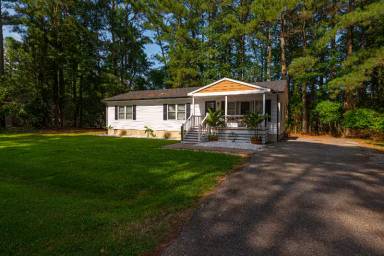 Main picture of 120 Robin Hood Trl