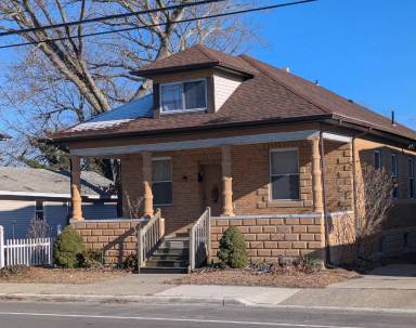 Main picture of 116 N New Rd
