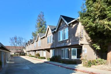 Main picture of 20209 Redwood Rd