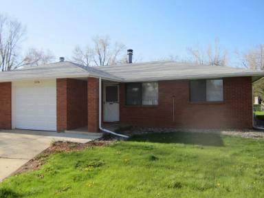 Main picture of 2204 Albany Ct