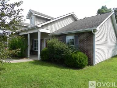 Main picture of 203 Casimir Ct