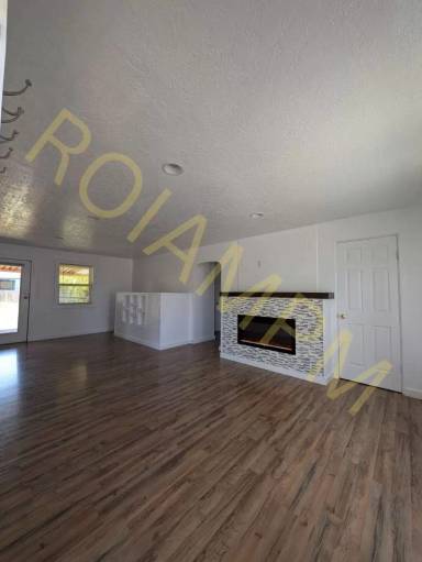 Main picture of 341 Falls Ave W