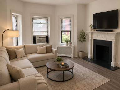 Main picture of 100 E Preston St