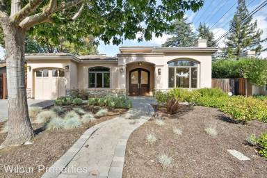 Main picture of 109 Lois Ln