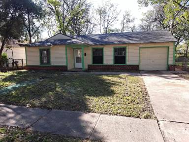 Main picture of 1602 White Ave