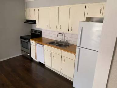 Main picture of 719 San Antonio St