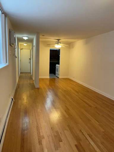 Main picture of 3710 N Pine Grove Ave