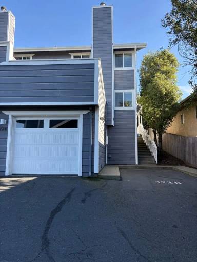 Main picture of 418 Upham St