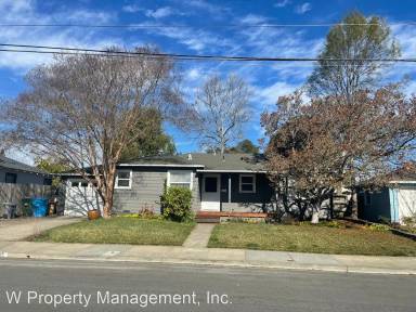 Main picture of 3045 Spring Creek Dr