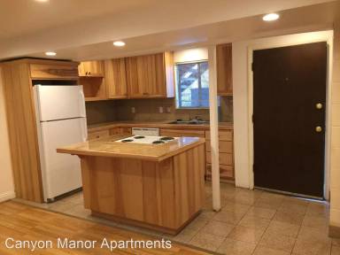 Main picture of 146 E 4th Ave