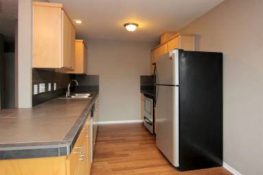 Main picture of 3125 SE 21st Ave