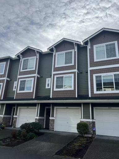 Main picture of 3319 31st Dr