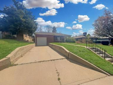 Main picture of 4910 Fenton St