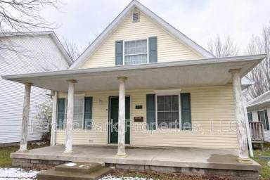 Main picture of 1010 W 30th St