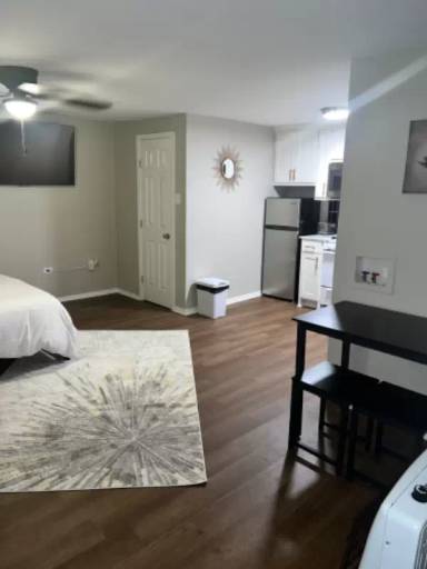 Main picture of 3020 8th Ave
