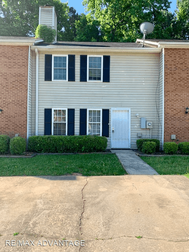 Main picture of 980 Hickory Bend Rd