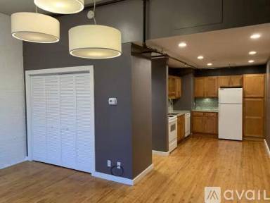 Main picture of 523 Jackson St