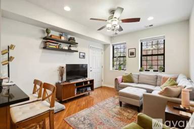 Main picture of 1722 W Ohio St
