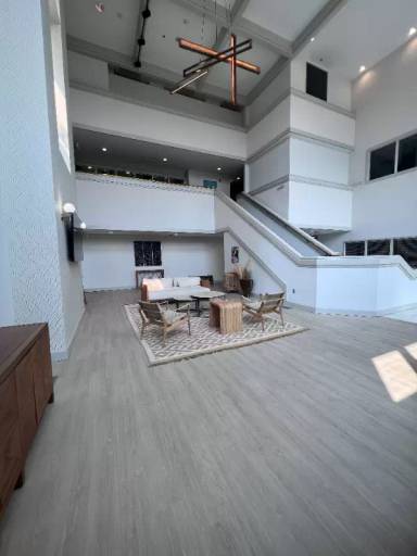 Main picture of The Flats At Shady Grove