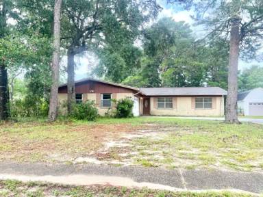 Main picture of 2418 Parker Dr