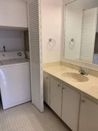 Main picture of 3873 Alcantara Ave