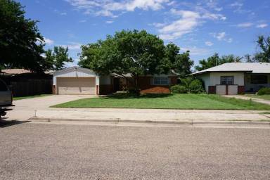 Main picture of 2706 40th St