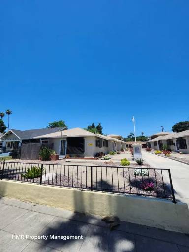 Main picture of 521 1/2 San Francisco Ave