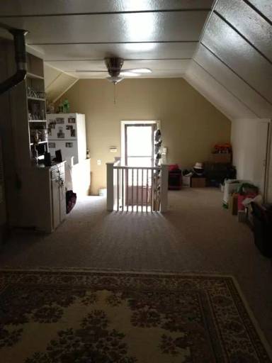 Main picture of 615 W Ionia St