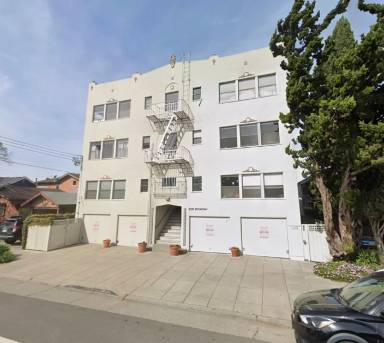 Main picture of 5339 Broadway