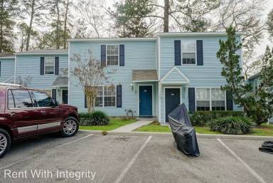 Main picture of 2180 Timberwood Cir S