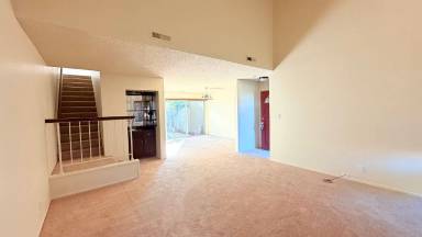 Main picture of 1092 Melrose Ave