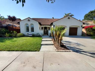 Main picture of 537 Andromeda Dr