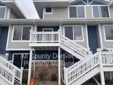 Main picture of 5014 Everett St