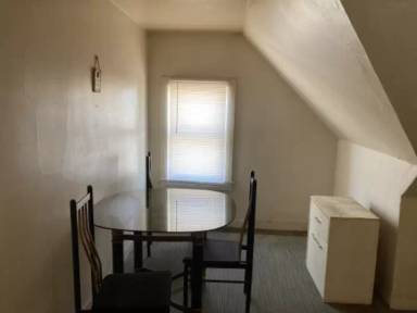 Main picture of 3435 W Kilbourn Ave
